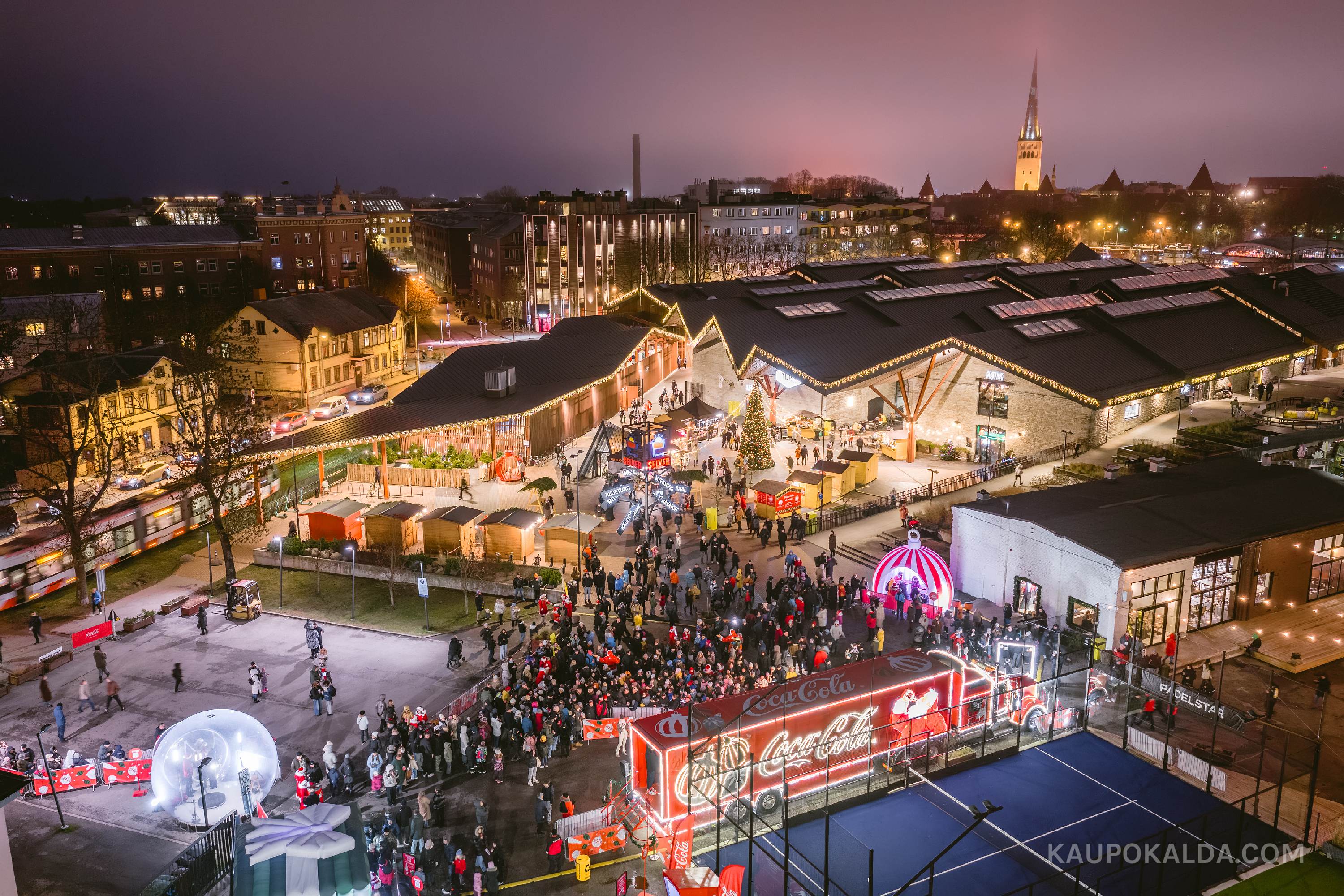 Balti jaama turu jõuluturg ja Coca-Cola jõuluauto, 2025 (seeria)